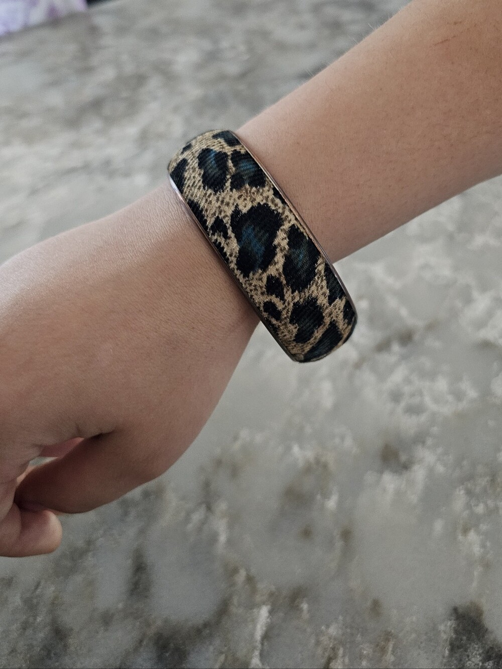 Vintage 90s Y2K Leopard Print Fabric Wrapped Bangle Bracelet Chunky Cheetah Blue